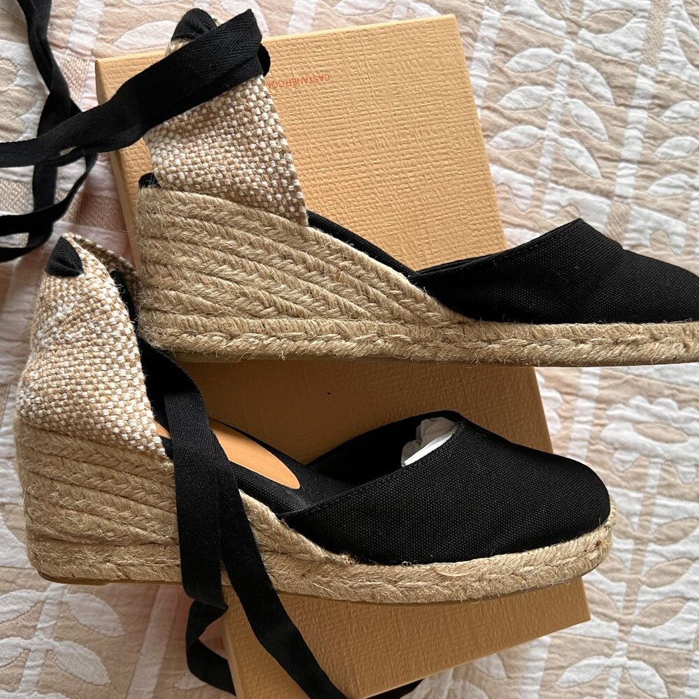 Castañer Carina 60mm Wedge Espadrille, black/sand, sz 39